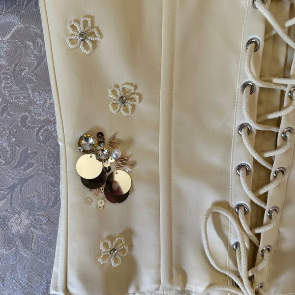 Guizio Embellished Corset - Picture 4 of 6